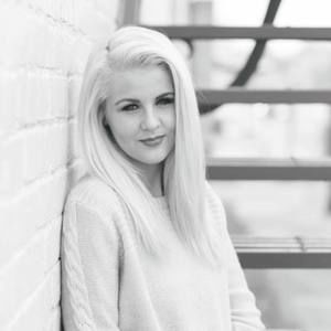 Meet your Posher, Dana